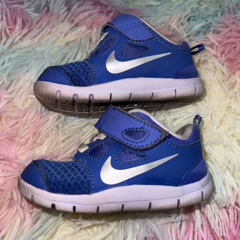 Nike toddler sneakers play condition